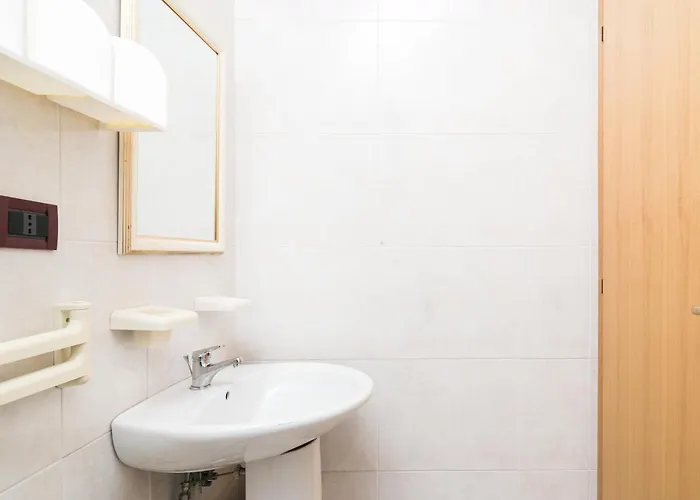 Casa Nel Centro Di * Будони